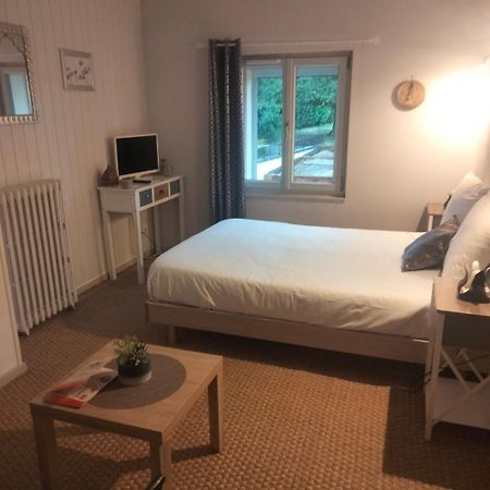 Bed and Breakfast Le Jack Mont-sous-Vaudrey Екстер'єр фото
